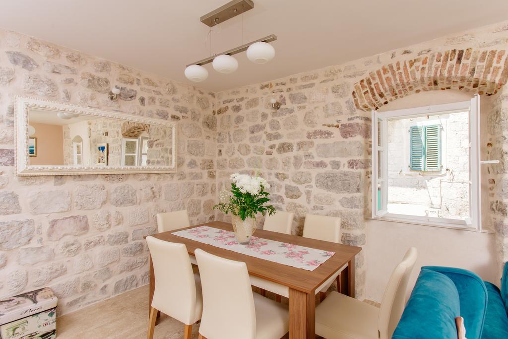Old Town Museum Square Apartment Kotor Ngoại thất bức ảnh